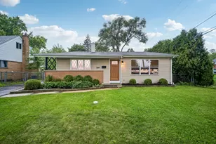 [Address not provided], Buffalo Grove, IL 60089 - Photo 1