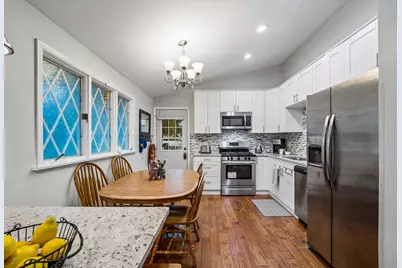 [Address not provided], Buffalo Grove, IL 60089 - Photo 5