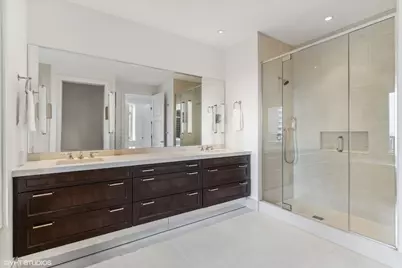 118 E Erie Street #27G, Chicago, IL 60611 - Photo 19