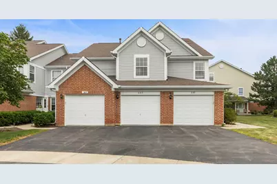 233 Birmingham Court #1543-5, Roselle, IL 60172 - Photo 1