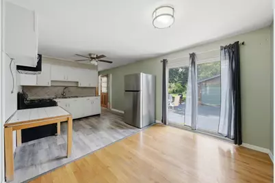 5023 W 81st Street, Burbank, IL 60459 - Photo 11