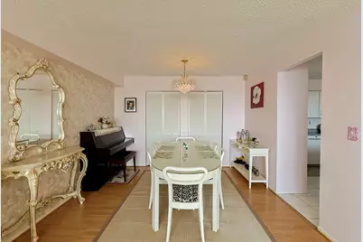 8815 Golf Road #8C, Niles, IL 60714 - Photo 9