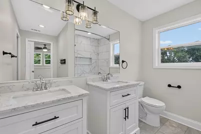1147 Wesley Avenue, Oak Park, IL 60304 - Photo 19
