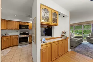 5616 Aubrey Terrace, Downers Grove, IL 60516 - Photo 5
