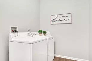 1056 Dana Ct, Antioch, IL 60002 - Photo 21