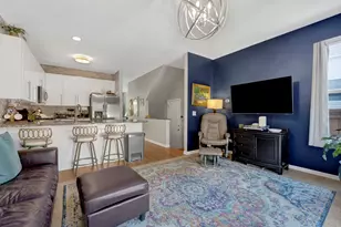 4426 W Hutchinson St, Chicago, IL 60641 - Photo 13