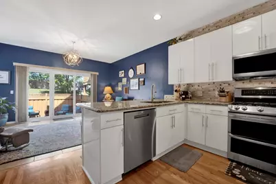 4426 W Hutchinson Street, Chicago, IL 60641 - Photo 9