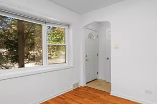 119 Elm St, Glenview, IL 60025 - Photo 3