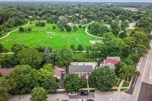 3405 Park Pl, Evanston, IL 60201 - Photo 5