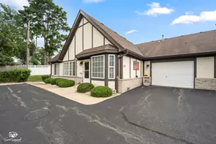 1716 Willow Cir Dr, Crest Hill, IL 60403 - Photo 1