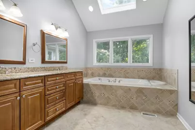 2711 Deering Bay Drive, Naperville, IL 60564 - Photo 23