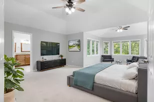 2711 Deering Bay Dr, Naperville, IL 60564 - Photo 7