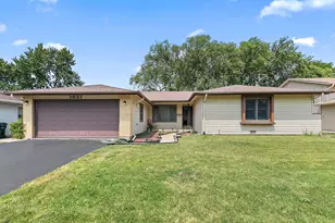 1037 Conrad Ct, Elk Grove Village, IL 60007 - Photo 1