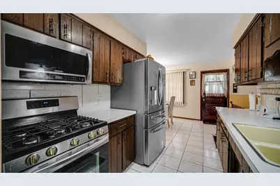 544 Thornwood Drive, South Holland, IL 60473 - Photo 11