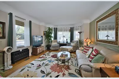 5974 W Miami Avenue, Chicago, IL 60646 - Photo 11