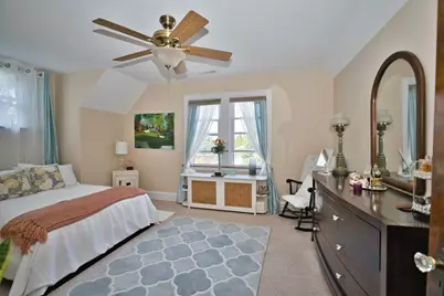 5974 W Miami Avenue, Chicago, IL 60646 - Photo 39