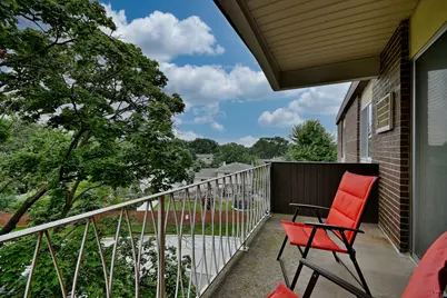 1321 S Finley Road #422, Lombard, IL 60148 - Photo 31