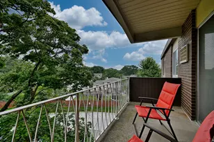 1321 S Finley Rd, Lombard, IL 60148 - Photo 31