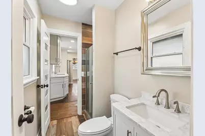807 E Golfview Drive, Mount Prospect, IL 60056 - Photo 13