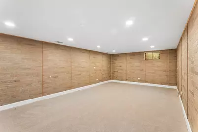 807 E Golfview Drive, Mount Prospect, IL 60056 - Photo 23