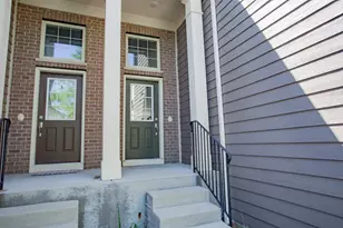 246 Belmont Dr, Lincolnshire, IL 60069 - Photo 3