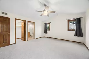5711 Fox Gate Ln, Hinsdale, IL 60521 - Photo 9