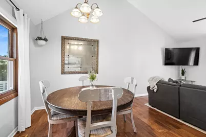 17379 W Hickory Lane, Grayslake, IL 60030 - Photo 5