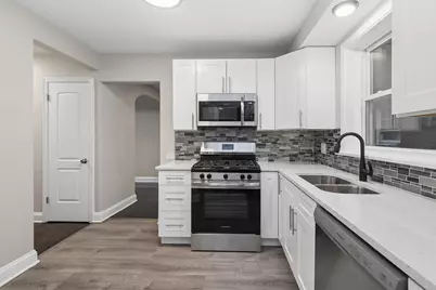 10106 S Crandon Avenue, Chicago, IL 60617 - Photo 7