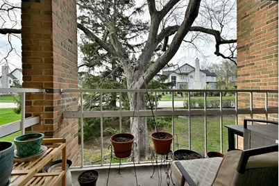 360 Claymoor Avenue #2E, Hinsdale, IL 60521 - Photo 5