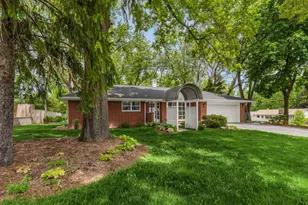 1010 W Elm St, Palatine, IL 60067 - Photo 3