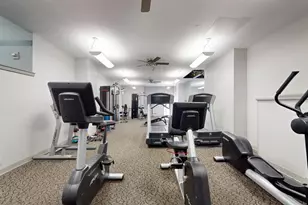 6301 N Sheridan Rd, Chicago, IL 60660 - Photo 23