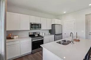 2900 Savana Dr, Joliet, IL 60435 - Photo 11
