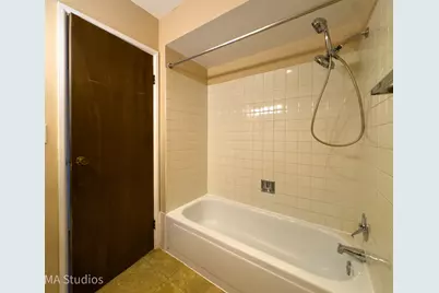 6 Villa Verde Drive #201, Buffalo Grove, IL 60089 - Photo 25