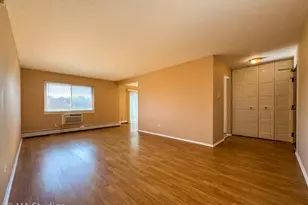 6 Villa Verde Dr, Buffalo Grove, IL 60089 - Photo 7
