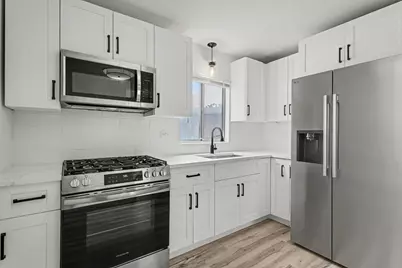 8308 S Anthony Avenue, Chicago, IL 60617 - Photo 3