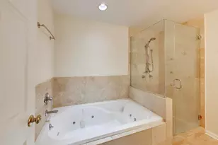 815 N Marshfield Ave, Chicago, IL 60622 - Photo 11