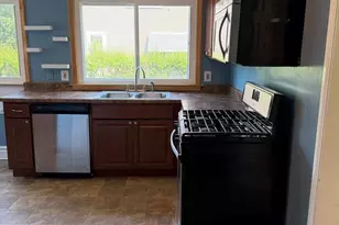929 Garfield Ave, Belvidere, IL 61008 - Photo 7
