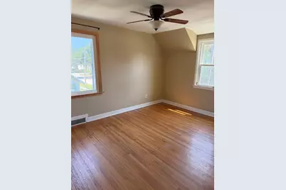 929 Garfield Avenue, Belvidere, IL 61008 - Photo 13