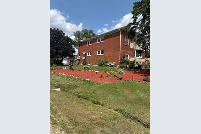 16W780 57th Street #1, Clarendon Hills, IL 60514 - Photo 17
