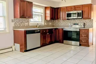16W780 57th St, Clarendon Hills, IL 60514 - Photo 11