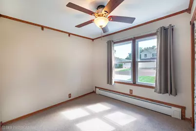 380 Charlotte Avenue, Crystal Lake, IL 60014 - Photo 19