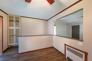 380 Charlotte Ave, Crystal Lake, IL 60014 - Photo 11