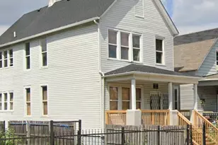 320 W 111th Pl, Chicago, IL 60628 - Photo 3