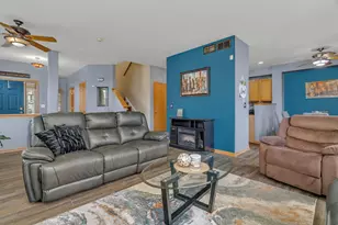16107 Huron St, Crest Hill, IL 60403 - Photo 9