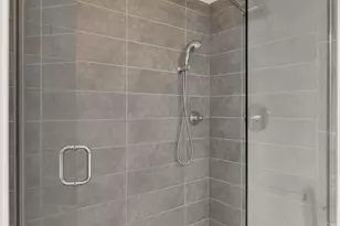 110 W Superior St, Chicago, IL 60610 - Photo 17
