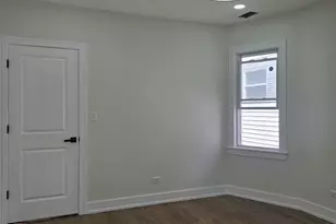 12128 S Yale Ave, Chicago, IL 60628 - Photo 11
