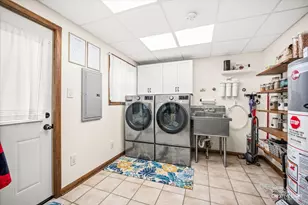 111 E 14th Pl, Lombard, IL 60148 - Photo 9