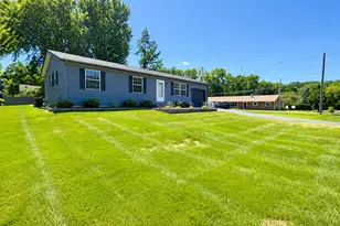 1509 Hickory St, McHenry, IL 60051 - Photo 3