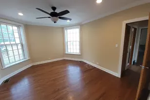 2151 W Granville Ave, Chicago, IL 60659 - Photo 9