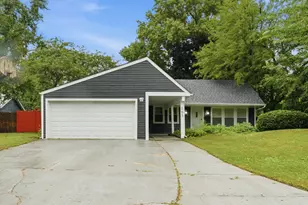 165 Arrowhead Ln, Bolingbrook, IL 60440 - Photo 1